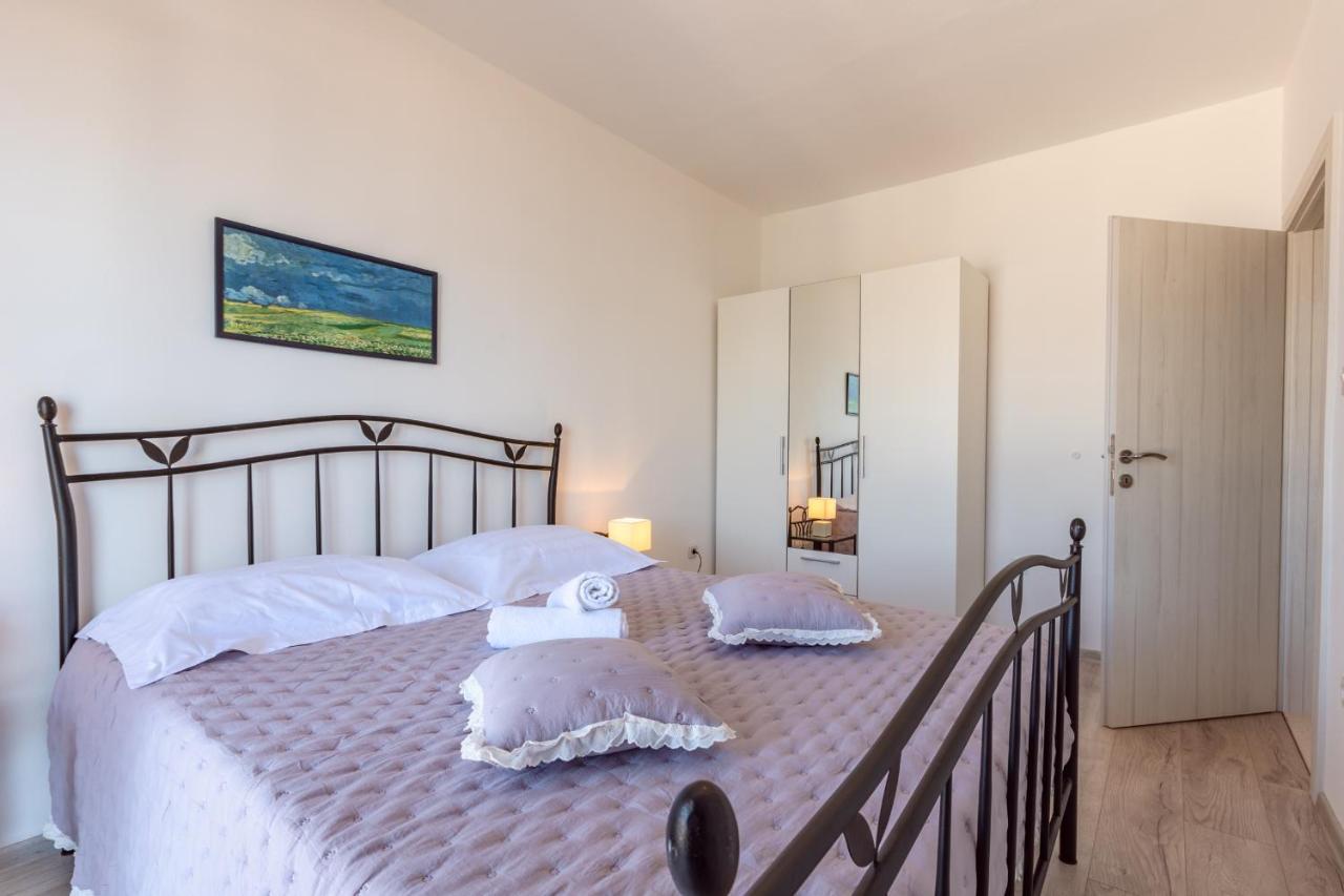 Holiday Home Insulam Mare تروغير المظهر الخارجي الصورة