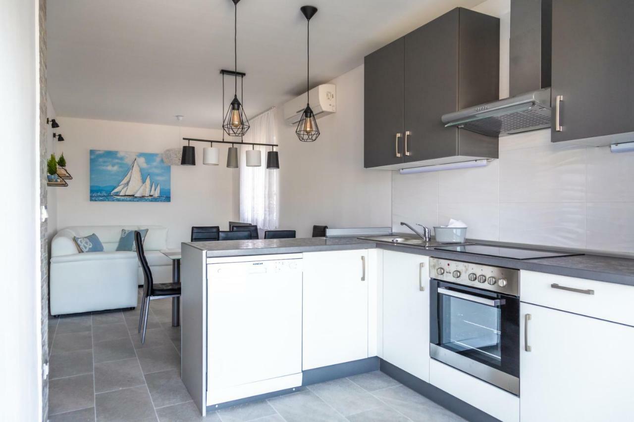 Holiday Home Insulam Mare تروغير المظهر الخارجي الصورة